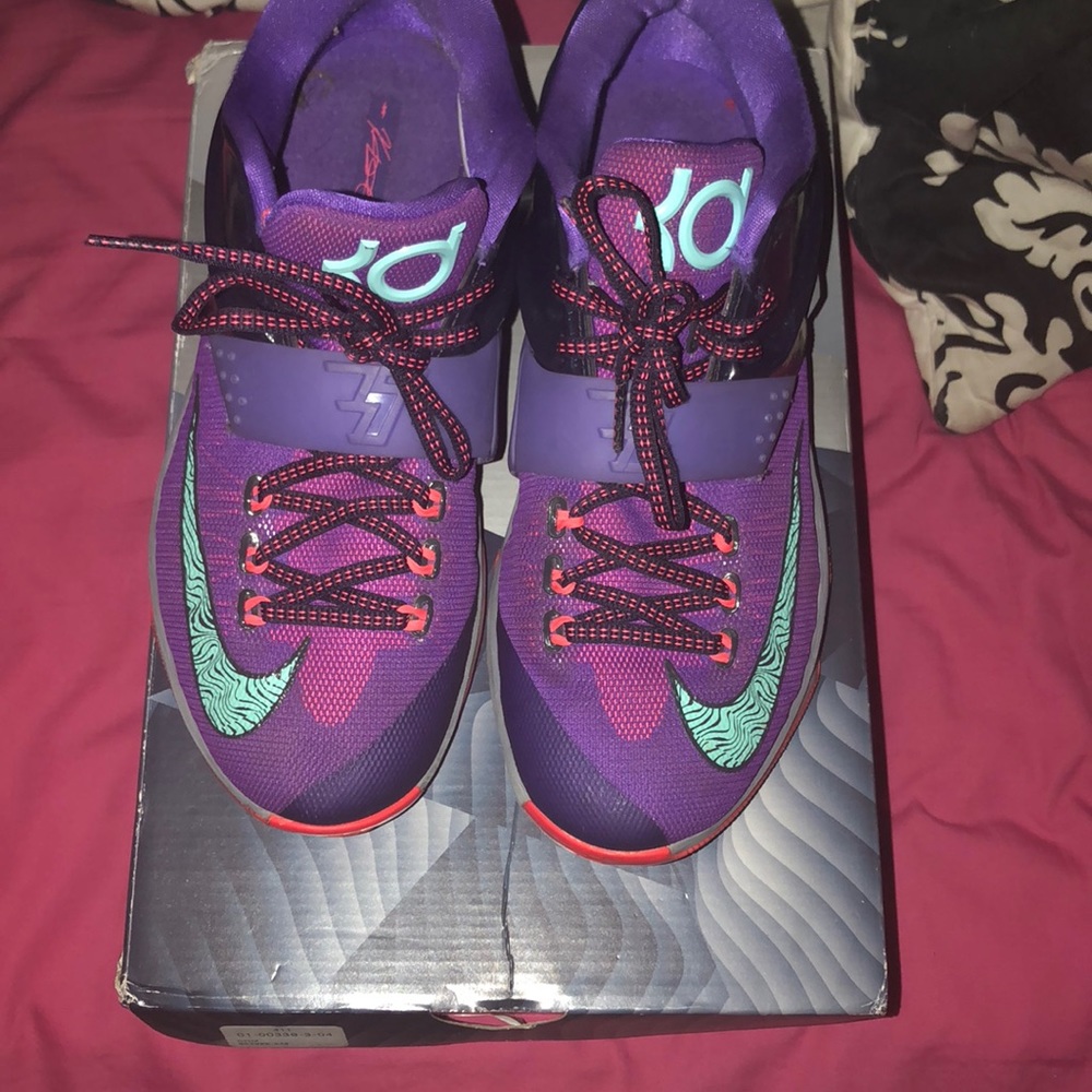 KD VII purple